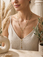 Collier Chloé Sautoir en 100% Acier Inoxydable Doré et Perles Vertes